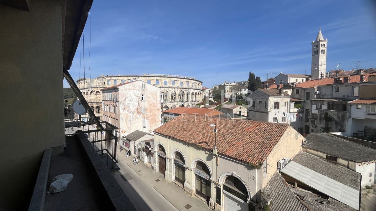 Stanovanje Centar, Pula, 69m2