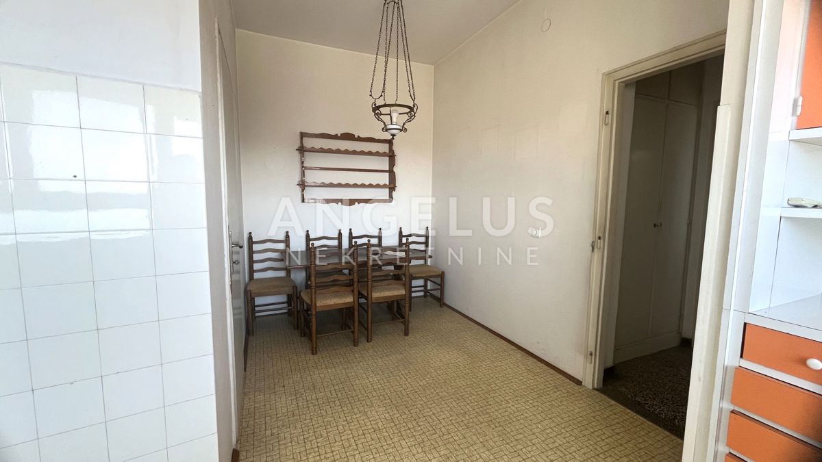 Stanovanje Centar, Pula, 69m2