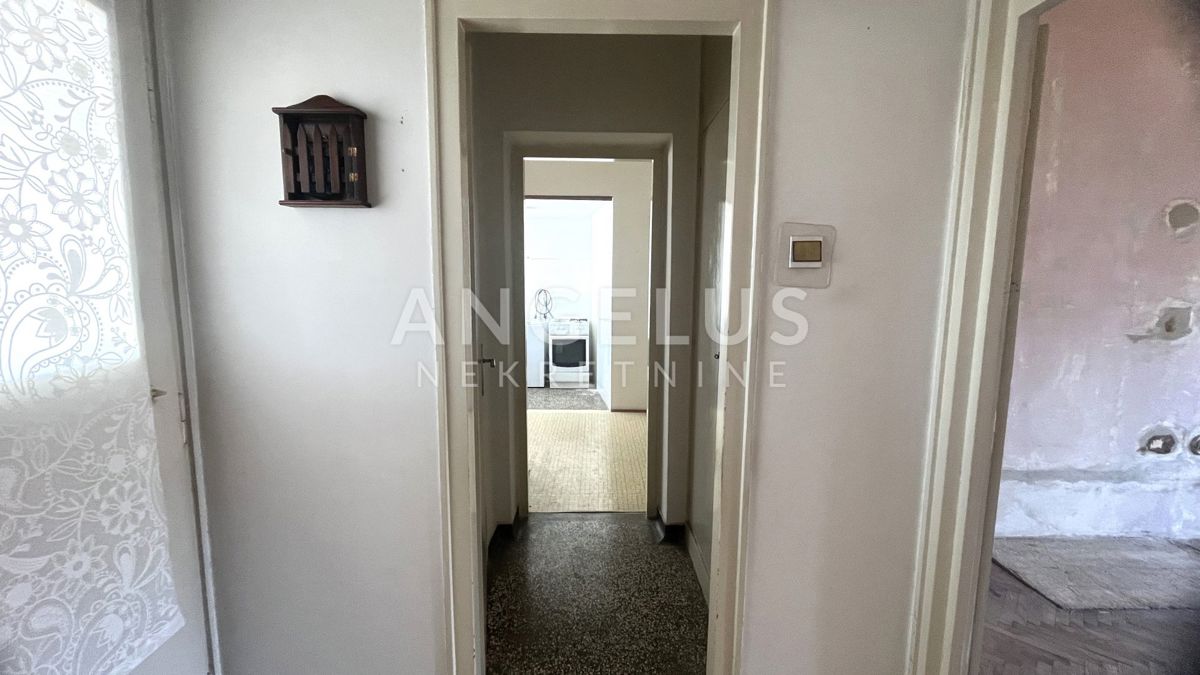 Stanovanje Centar, Pula, 69m2