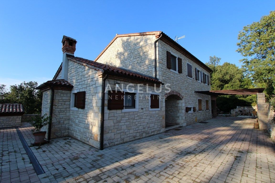 Hiša Buje, 280m2