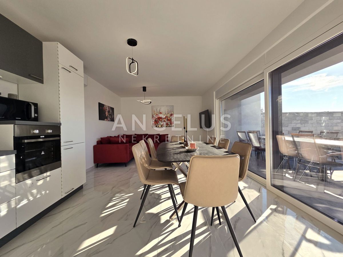 Otok Krk - Vila s pogledom na morje, 157 m², naprodaj!