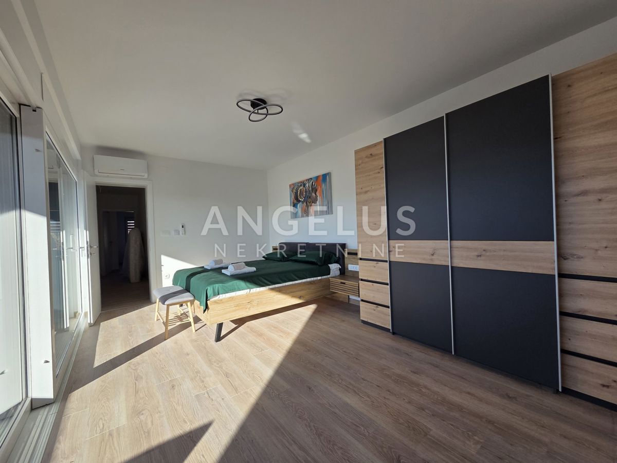 Otok Krk - Vila s pogledom na morje, 157 m², naprodaj!