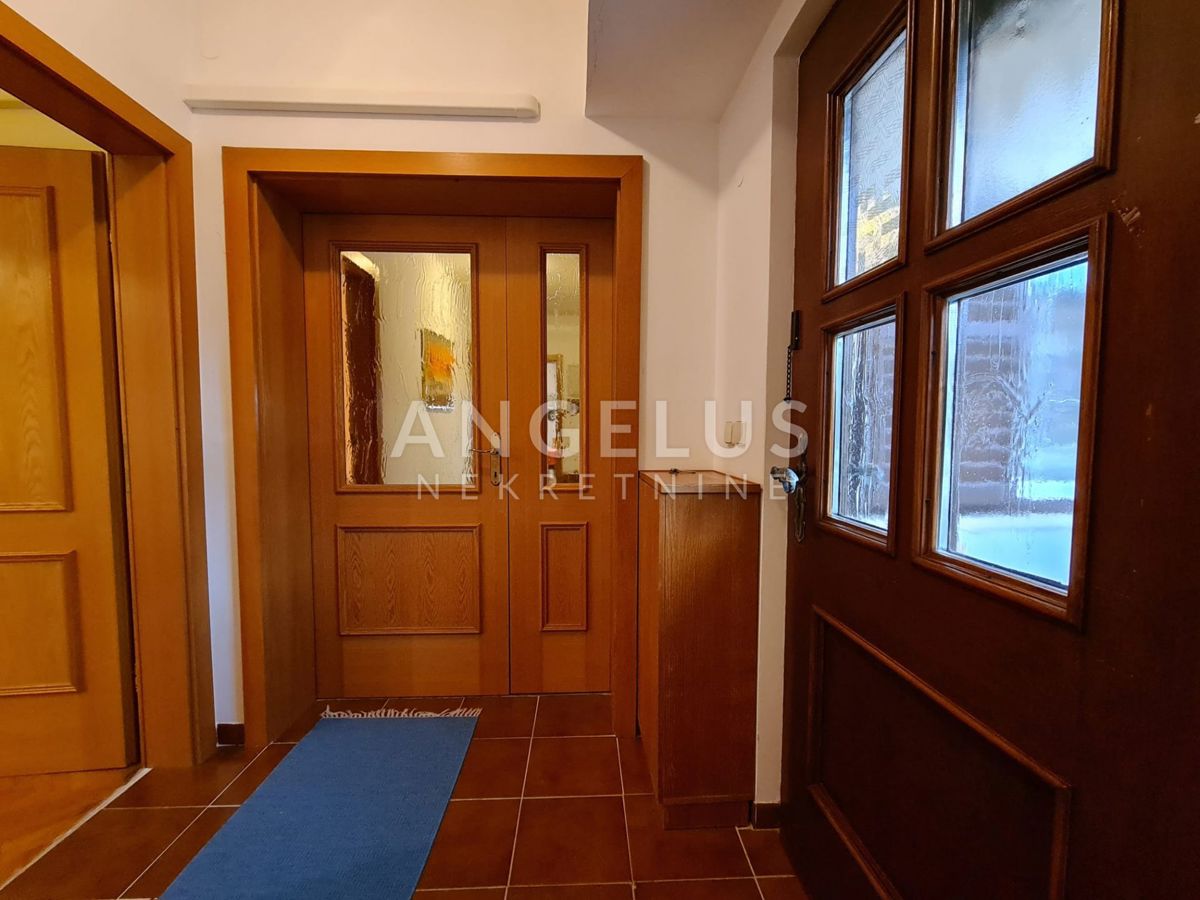 Stanovanje Centar, Pula, 99,60m2