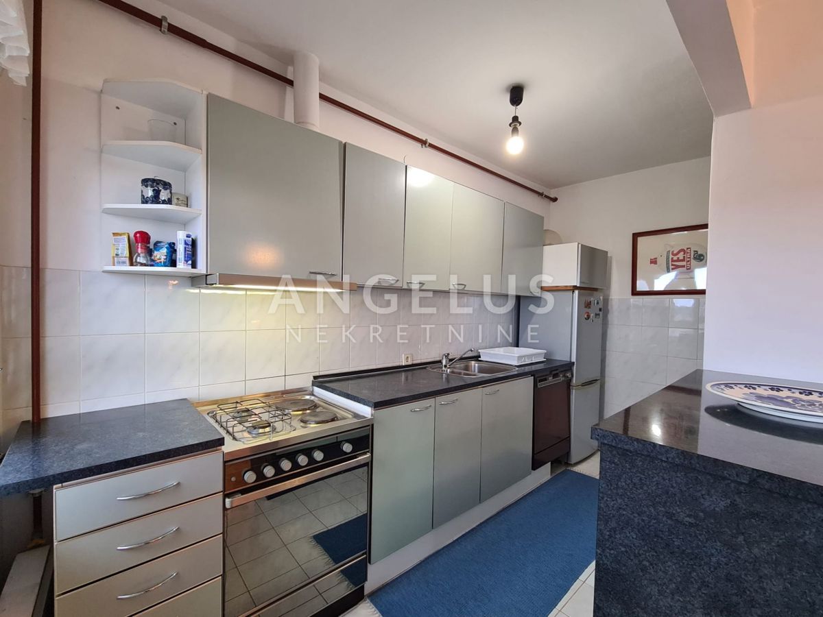 Stanovanje Centar, Pula, 99,60m2