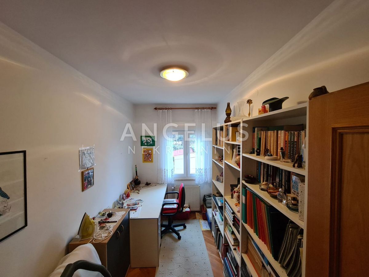 Stanovanje Centar, Pula, 99,60m2