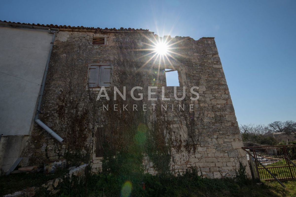 Istra, Marčana - Luksuzna vila na vzhodni obali Istre