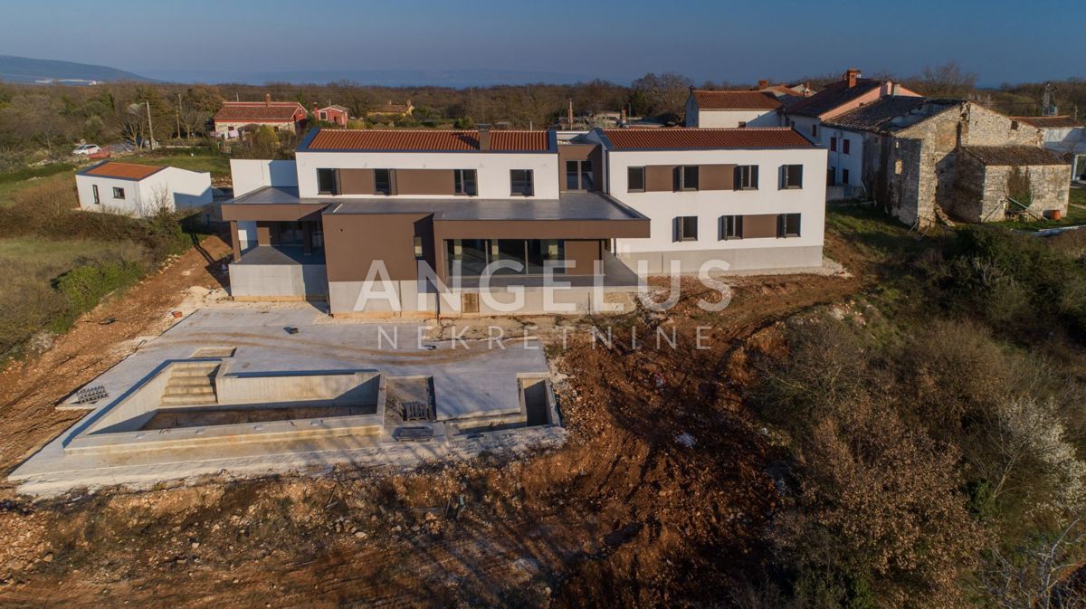 Istra, Marčana - Luksuzna vila na vzhodni obali Istre