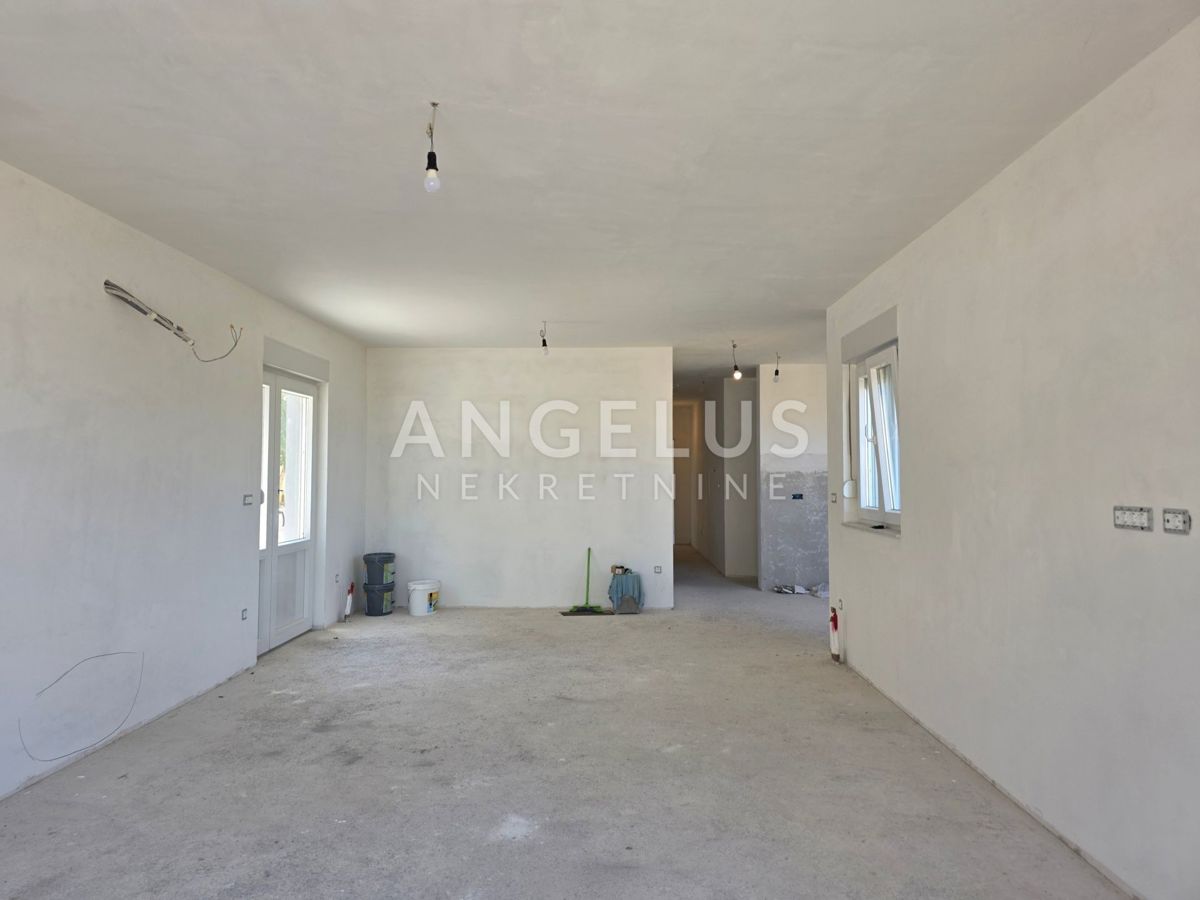 Hrvaška, Split, Podstrana - novozgrajena vila s čudovitim pogledom na morje, NAPRODAJ