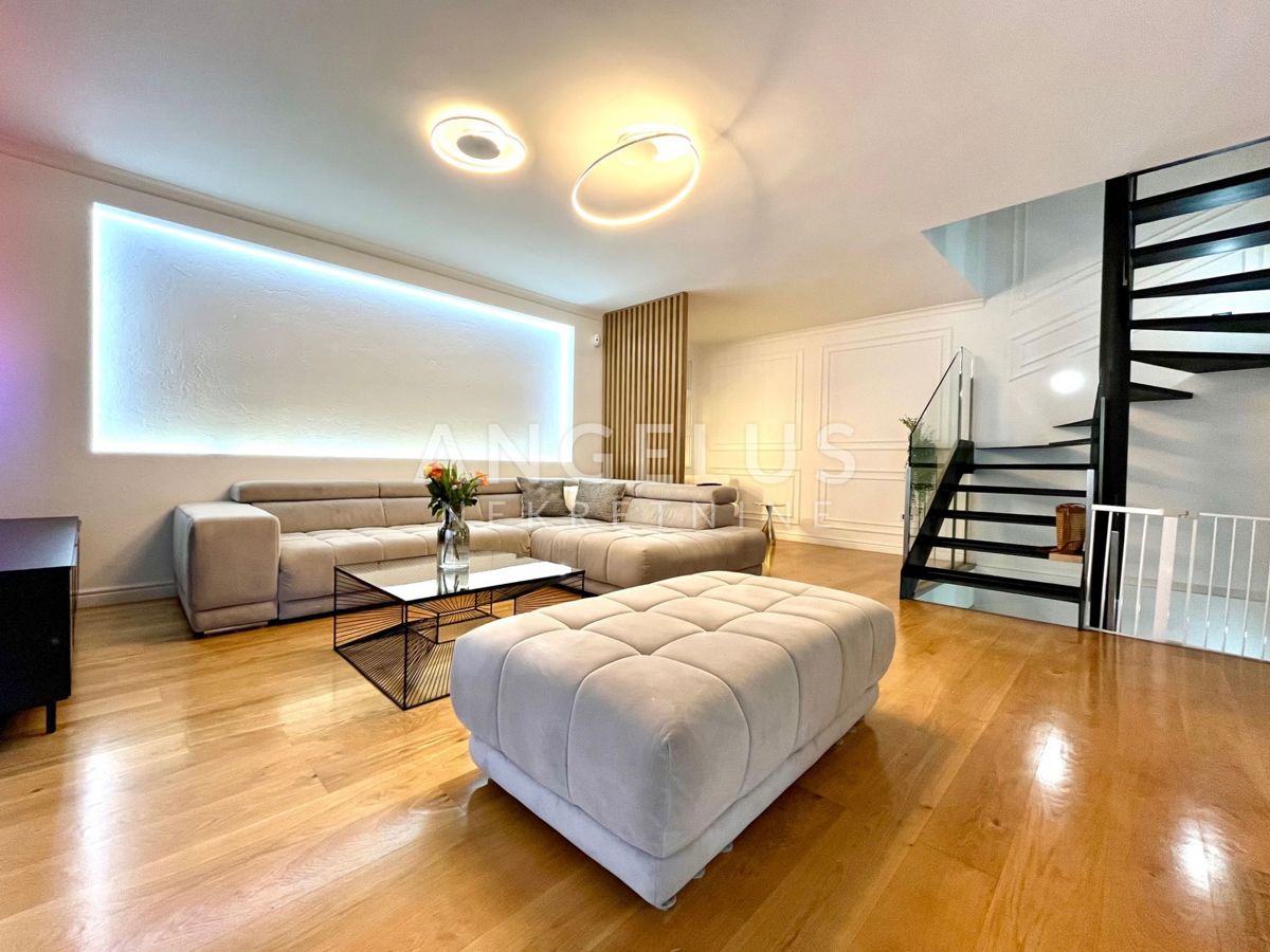 Hiša Gračani, Podsljeme, 250m2