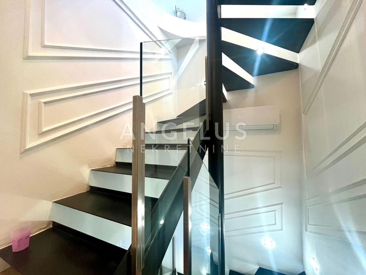 Hiša Gračani, Podsljeme, 250m2