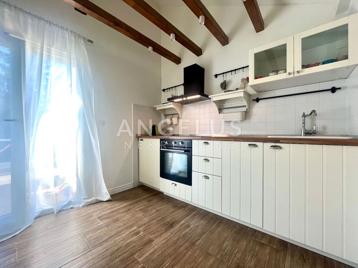 Hiša Gračani, Podsljeme, 250m2