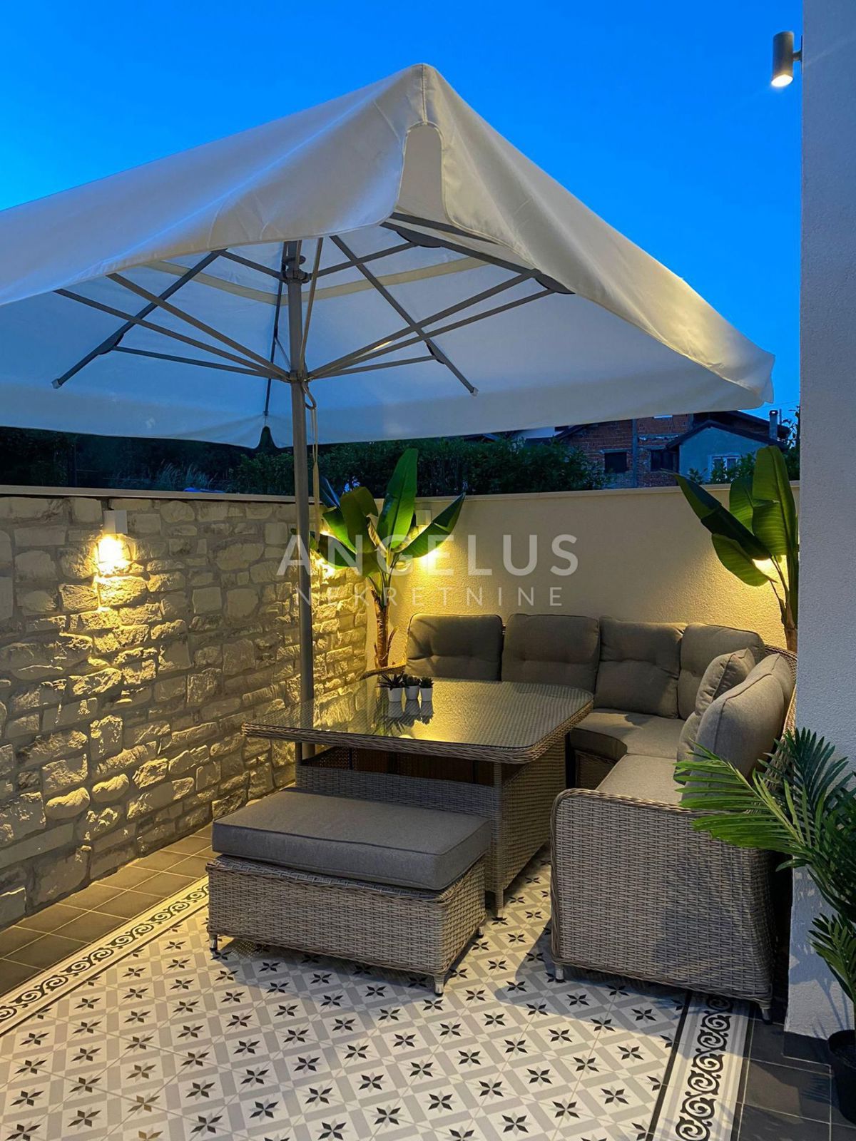 Hiša Gračani, Podsljeme, 250m2