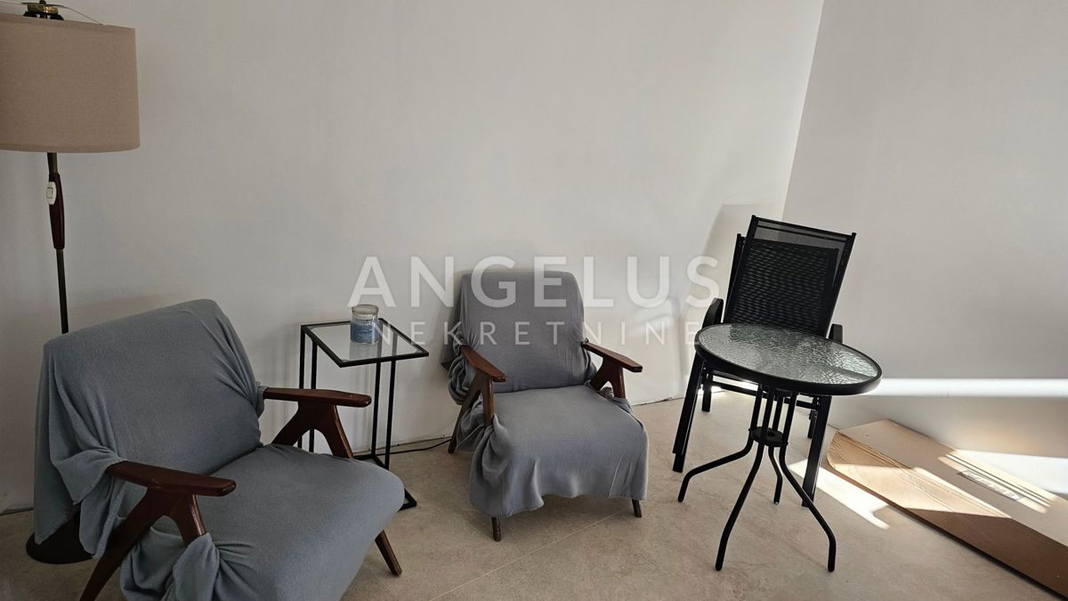 Slatine - hiša in stanovanje NAPRODAJ