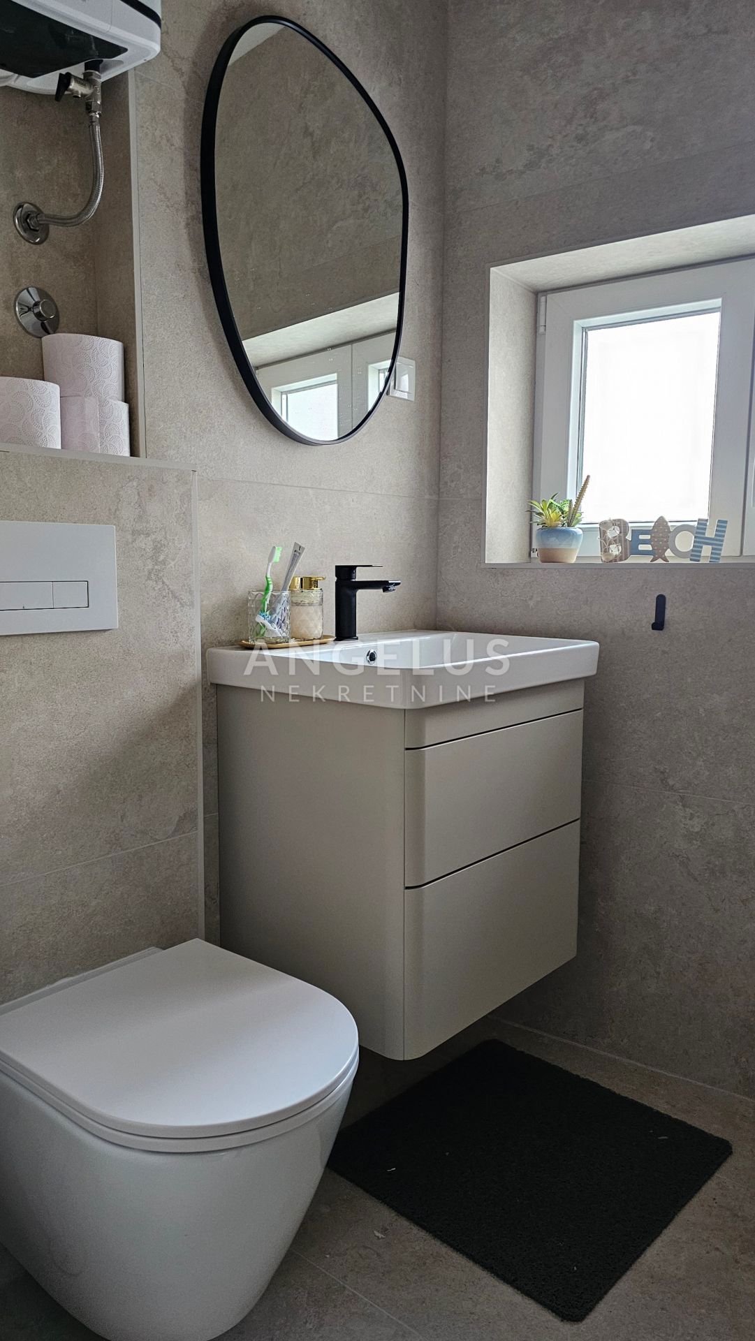 Slatine - hiša in stanovanje NAPRODAJ