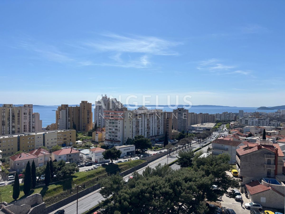 Hrvaška, Split, Poljička cesta - moderno dvosobno stanovanje s pogledom na morje in otoke, 64 m2, PRODAMO