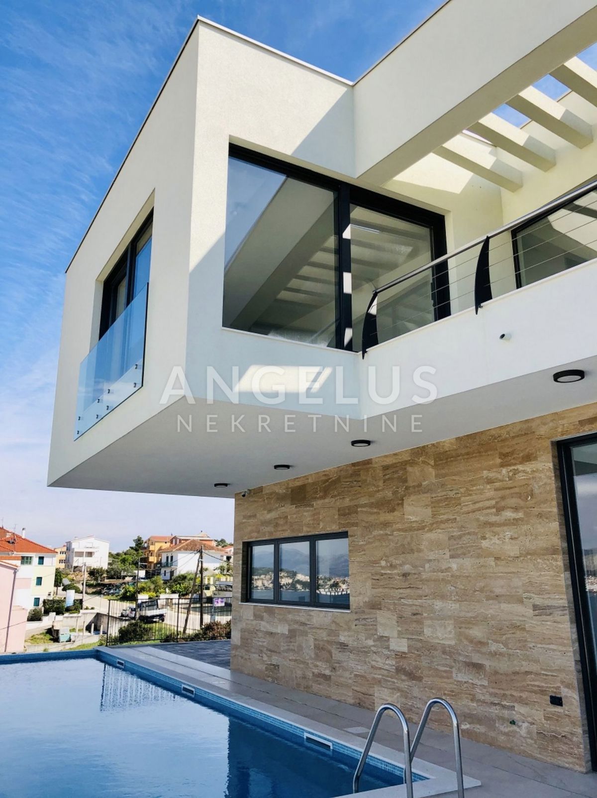 Čiovo - luksuzna, nova vila s pogledom na morje, 360 m2